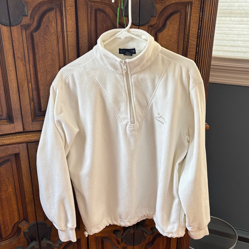 Snowmass Colorado Apres Ski  White Quarter-Zip Fleece Pullover